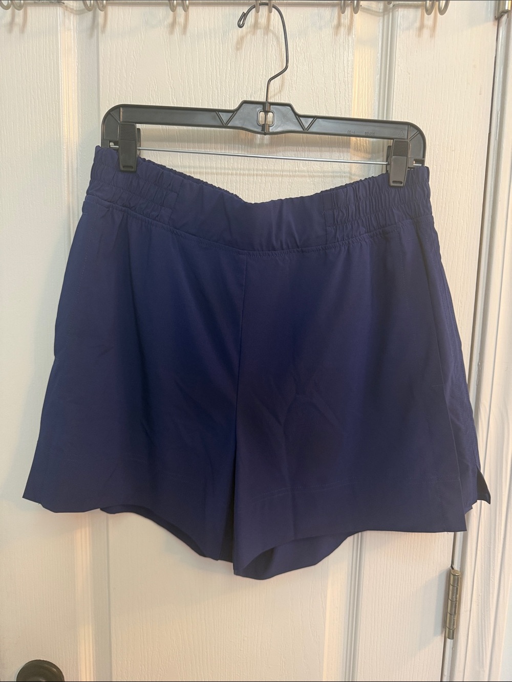 Te Verde Navy Athletic Elastic-Waist Shorts